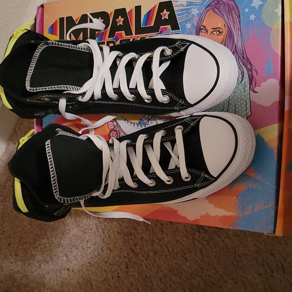 converse - Picture 3 of 5